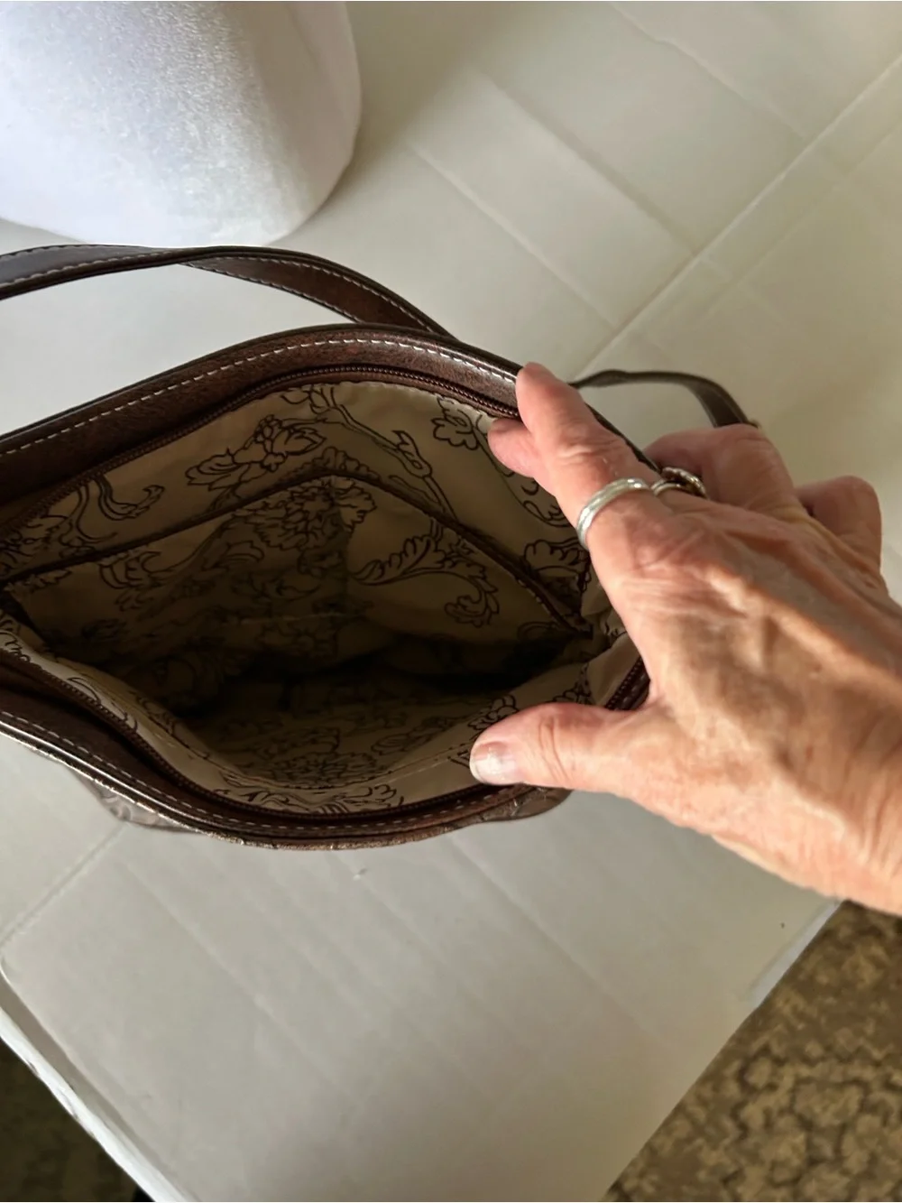 WESTERN COWGIRL CONCEAL VEGAN LEATHER WITH FRINGE CROSSBODY BAG